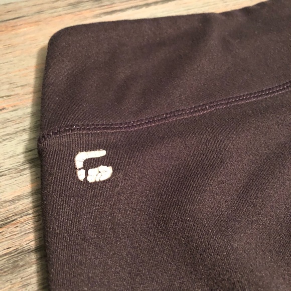 Fabletics Crop Leggings - Picture 2 of 3